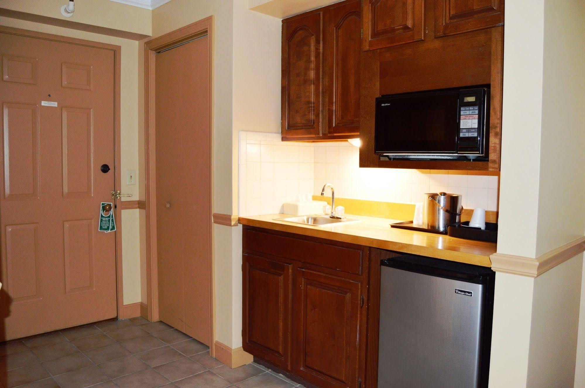 New World Inn Barre Bagian luar foto